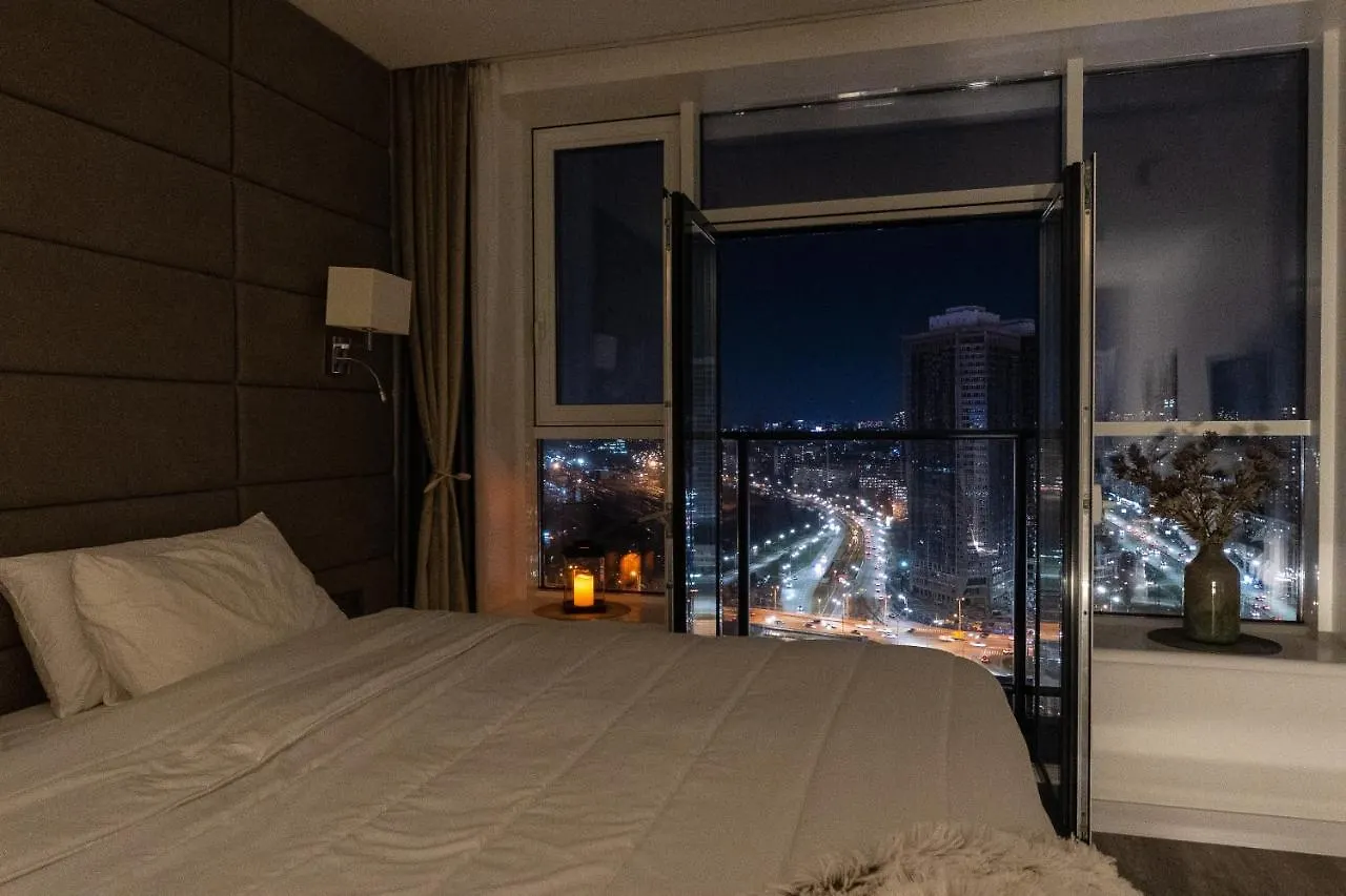Victory-21 Luxury Apartment Center Киев