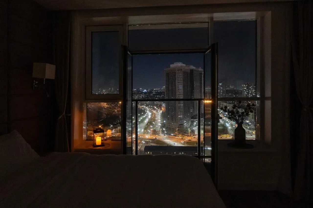 קייב Victory-21 Luxury Apartment Center