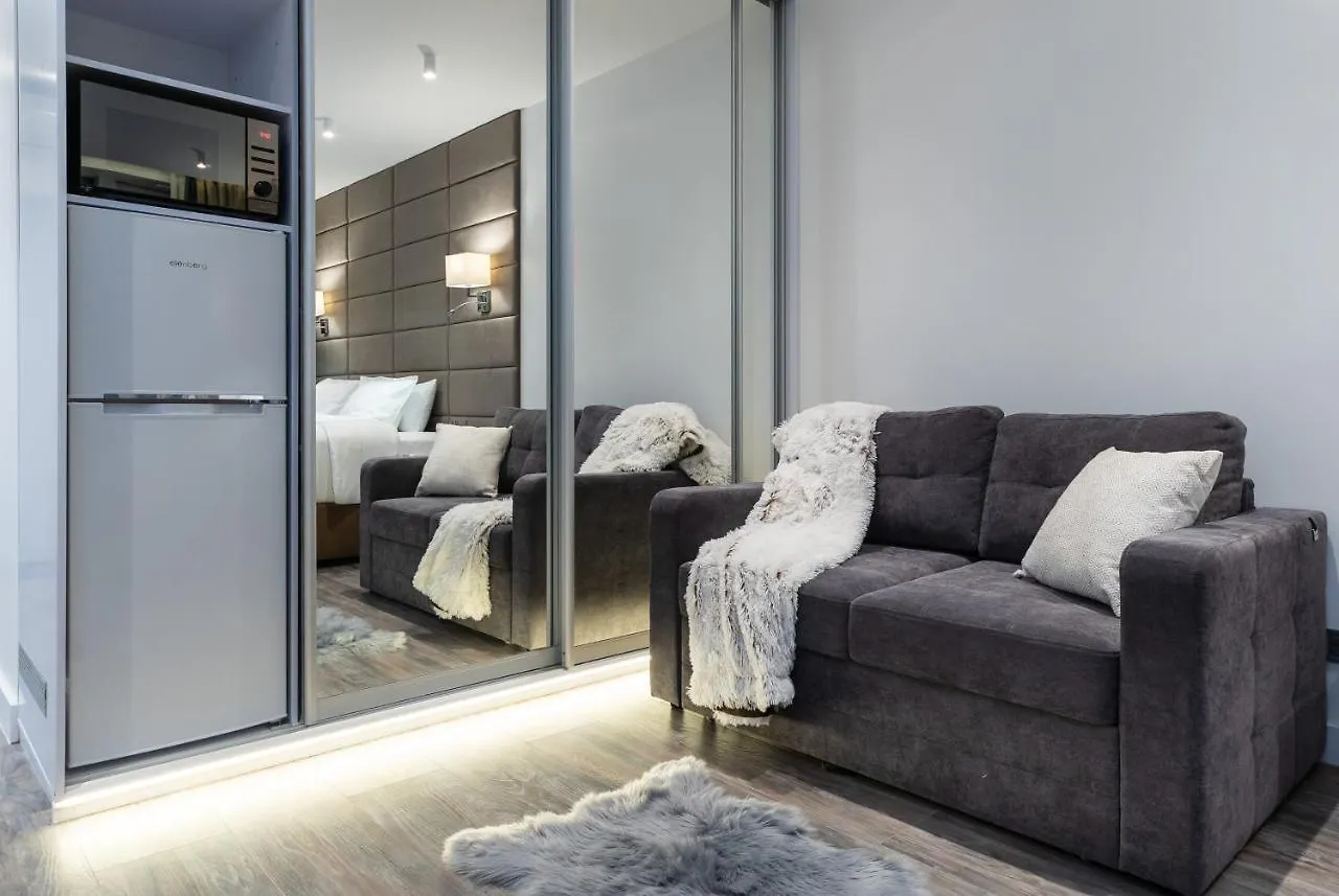 Victory-21 Luxury Apartment Center Киев 0*,