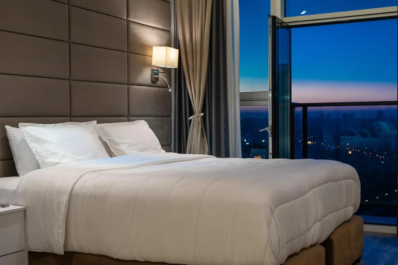 Victory-21 Luxury Apartment Center Киев