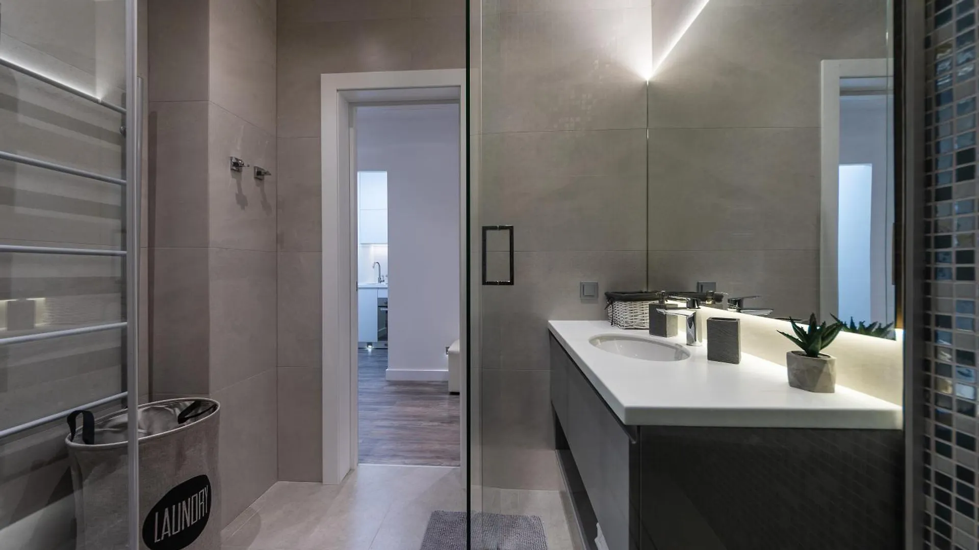Victory-21 Luxury Apartment Center Kyiv Ukraine